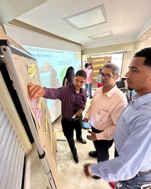 Taller de capacitaci&oacute;n para "Creaci&oacute;n de contenido para C&oacute;digo QR INATrace"