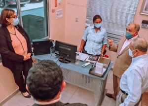 Le&oacute;nidas Batista Diaz realiza recorrido por los departamentos de la entidad para prevencion del COVID-19