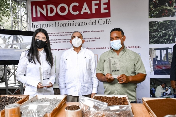 INDOCAFE felicita productores por su destacada labor en el sector café en el día del agricultor