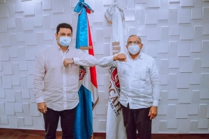 Director INDOCAFE recibe grata visita de cortes&iacute;a de Embajador de Colombia